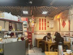 -明姨仔潮汕美食·碳炉猪脚·汕尾牛腩饭·起片鸡煲(起义路店)