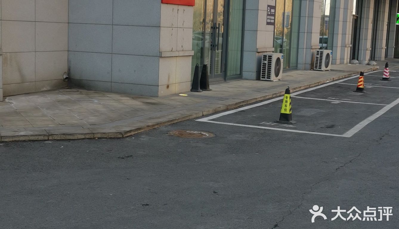 湘芙蓉群力第五大道店，是一家哈尔滨最高级的湘芙蓉去了就被吸引