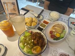 海南鸡-發起人·肉骨茶(万象汇店)