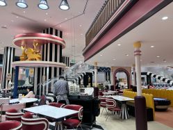 -奈尔宝家庭中心·亲子餐厅(鄞州万达店)