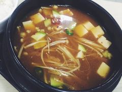 -拌来拌去石鍋拌飯(文鼎店)