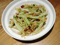 -九锅一堂酸菜鱼(万达广场店)