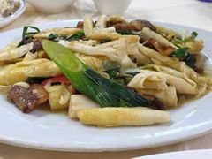 -广客美食坊(丹霞山店)