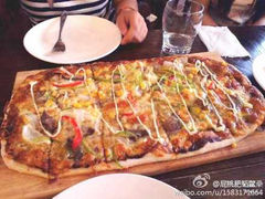 黑椒牛肉披萨-芝士工厂(万达店)
