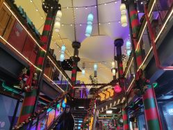 -嗨翻Hi-Fun竞技主题乐园·蹦床团建生日聚会(五棵松华熙店)