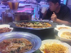 -巴特餐饮6加1音乐餐吧·新疆菜