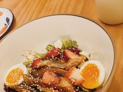 蒲烧鳗鱼沙拉-馥家小馆(黔灵山公园店)