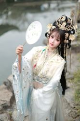 -一揽芳华汉服旗袍体验馆(拙政园店)