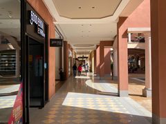 -首创奥特莱斯(西安店)