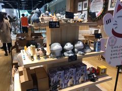 -藏猫猫咖啡主题馆(中央大道店)