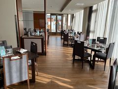 -静之湖湖畔餐厅