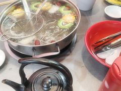 -官塘陈记鱼生·潮汕砂锅粥·牛肉火锅(潮枫路总店)