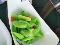 -七的湖·晚芳亭·阳澄湖农家菜·大闸蟹(莲花岛店)