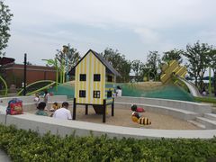 -季高兔窝窝亲子园(上海薰衣草公园店)