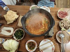 -猫爷的腔调·黔小馆(交大医学住宅区店)