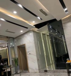 -东秀护肤造型