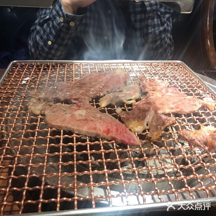 今天感恩节又来吃了，还是常坐的109桌
