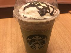 -星巴克臻选(威海威高广场店)