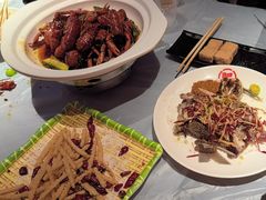 -肥肥虾庄·金牌油焖大虾(杨园滨江时代walk店)