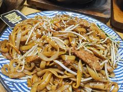 炒牛河-天宝食坊·啫啫煲大排档(西华路店)