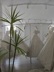 -唯一视觉婚纱摄影(石首店)