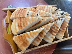 饽饽饼-王明古法砂锅居(开化寺店)