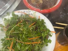 -边江铁锅炖鱼(振八街店)