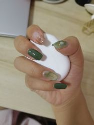 -UGIRL有个美甲