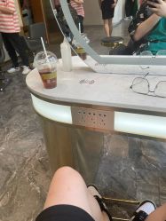 -卡尔诗·科技美肤连锁