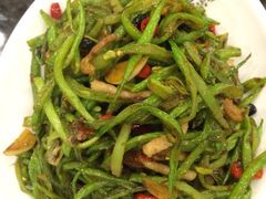 iphone_upload_pic-东四民芳餐厅(世茂工三店)