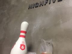 -HIGH FIVE哈福手工汉堡(桂林路店)