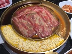 芝士锅底-猪啊牛呀羊啊铜盘烤肉(正大广场店)