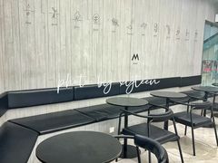 -M Stand(南京紫峰大厦店)