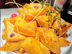 -天津滨海圣光皇冠假日酒店