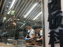 -狮头牌卤味研究所·卤味饭(花城汇南区店)