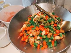 -渔语鱼酸菜鱼新川菜(来福士店)