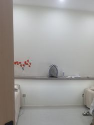-苗方清颜专业祛痘·皮肤管理