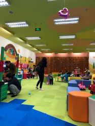 -莫莉幻想儿童乐园(武汉经开永旺店)