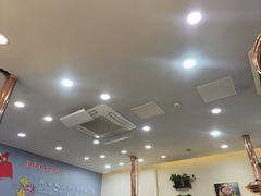 -臻牛烤肉