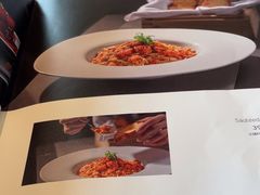 -HOMES上海本帮菜(襄阳公园店)