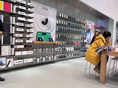 -Apple零售店(华贸购物中心店)