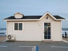 -青岛石老人海水浴场
