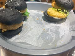 -龍歌自助小火锅(市南金茂湾店)