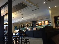 大堂-星巴克臻选(威海威高广场店)
