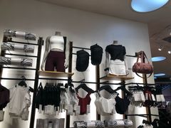 -lululemon athletica(希慎广场店)