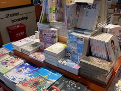 -西西弗书店&矢量咖啡(静安大悦城店)