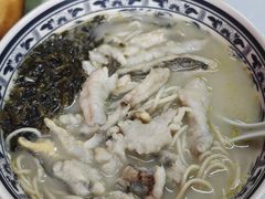 -明呈黄鱼面馆(斜土路店)