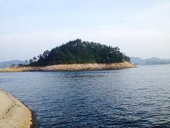 iphone_upload_pic-千岛湖石林