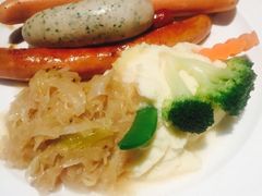 -LENBACH兰巴赫西餐啤酒坊(大连东港店)