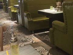 卡座-爱9味·火锅自助主题餐厅(西站店)